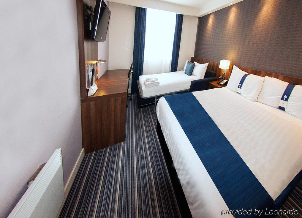 Holiday Inn Express Liverpool Hoylake, An Ihg Hotel Exterior photo
